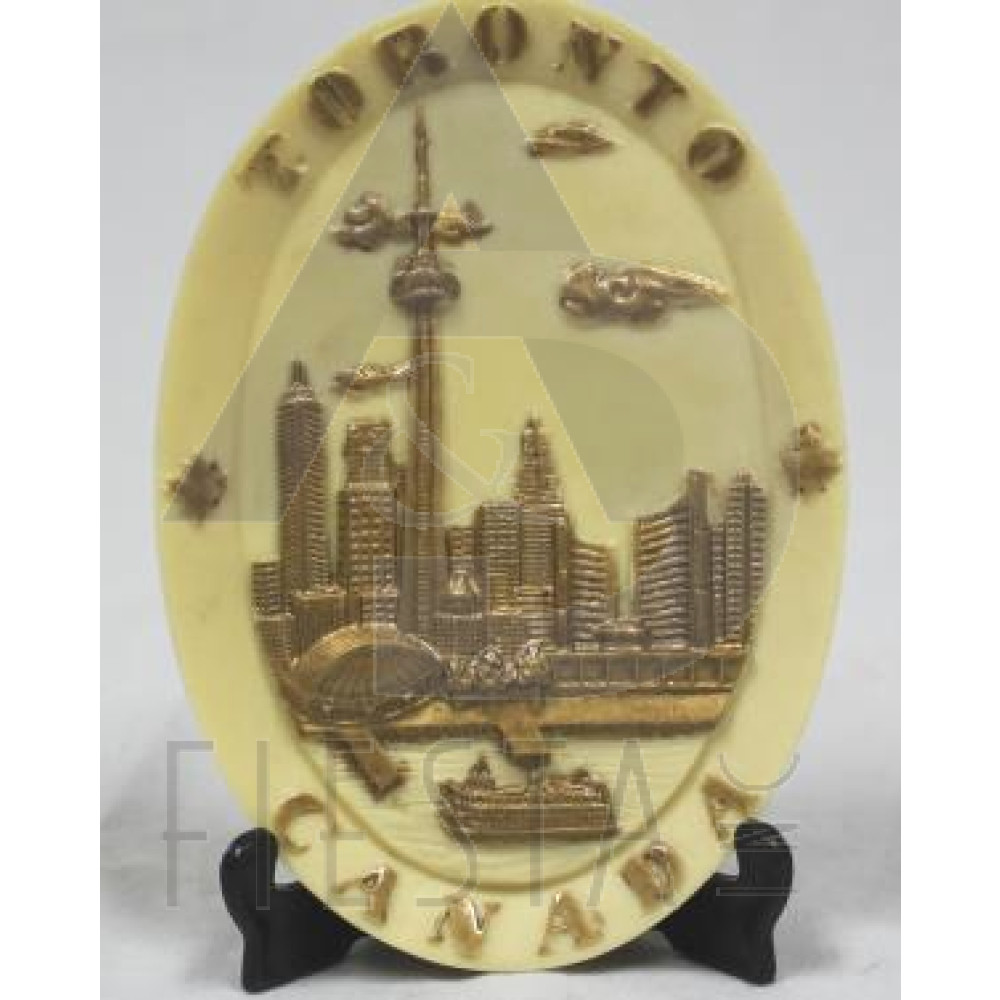 TORONTO OVAL POLY DISH WITH STAND IVORY/GOLD